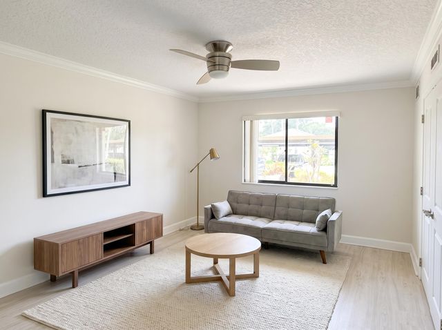7370 S ORIOLE Boulevard 102, Delray Beach, FL 33446