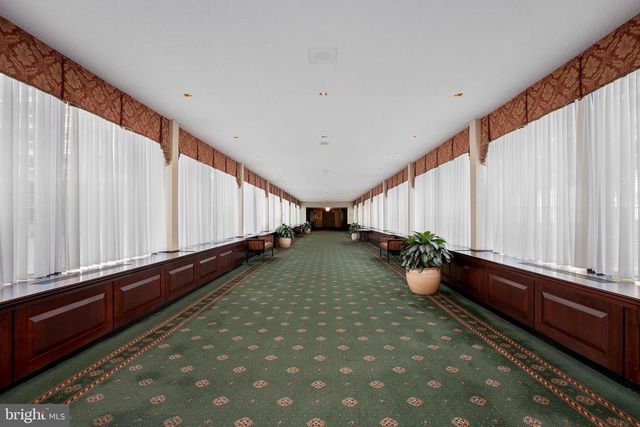 3701 S GEORGE MASON DR #2001N, Falls Church, VA 22041