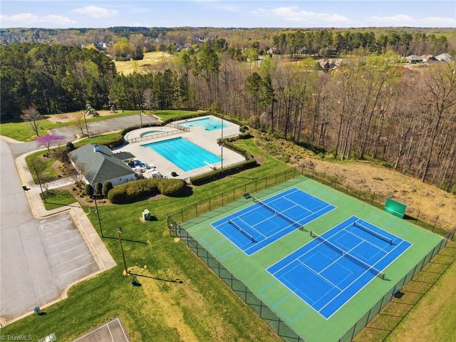 193 Kiawah Island Drive, Winston-salem, NC 27107