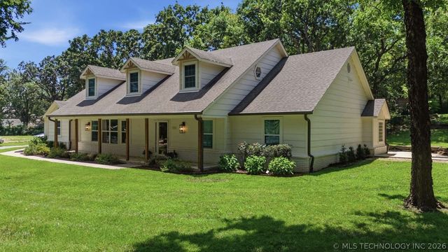 7936 S 28th West Avenue, Tulsa, OK 74132