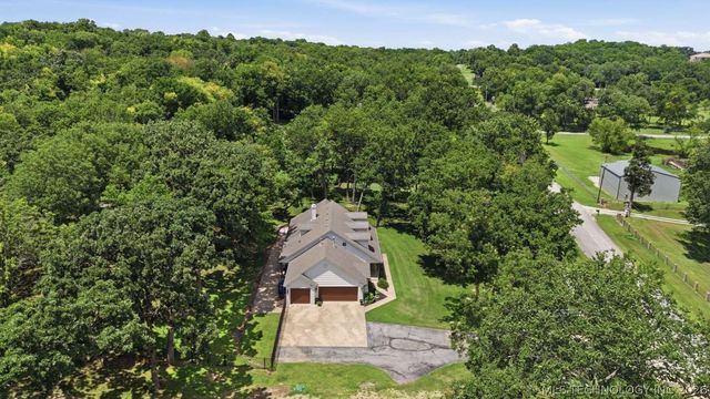 7936 S 28th West Avenue, Tulsa, OK 74132