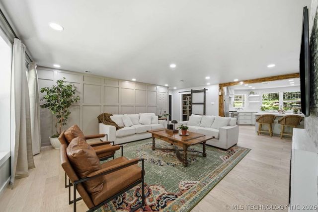 7936 S 28th West Avenue, Tulsa, OK 74132
