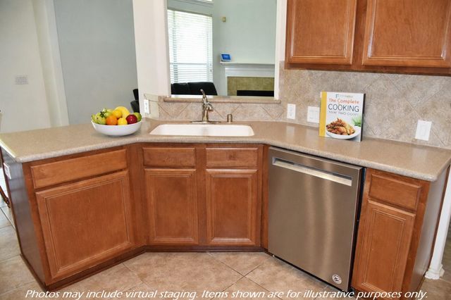 13600 Breton Ridge Street 9C, Houston, TX 77070