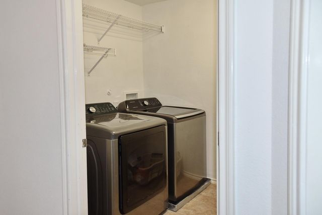 13600 Breton Ridge Street 9C, Houston, TX 77070