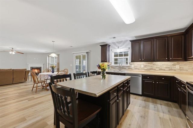 240 Harlequin Drive, Moore, SC 29369