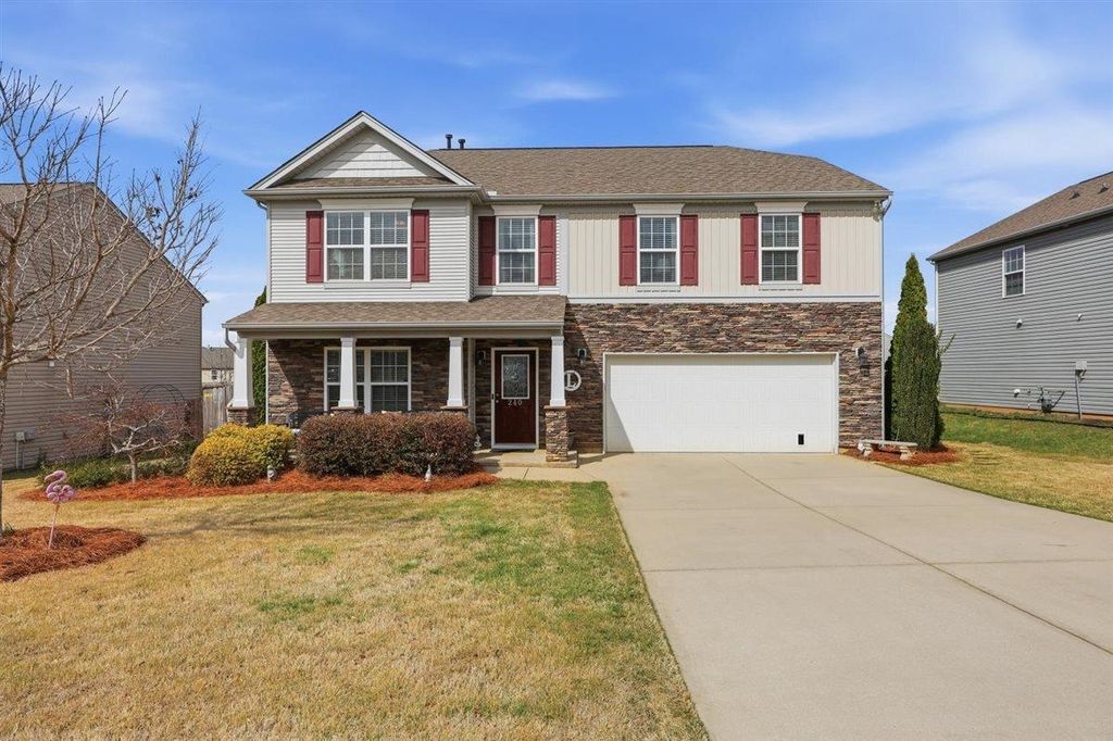 240 Harlequin Drive, Moore, SC 29369