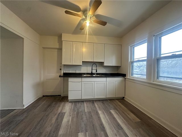 457 E 147th Street, Cleveland, OH 44110