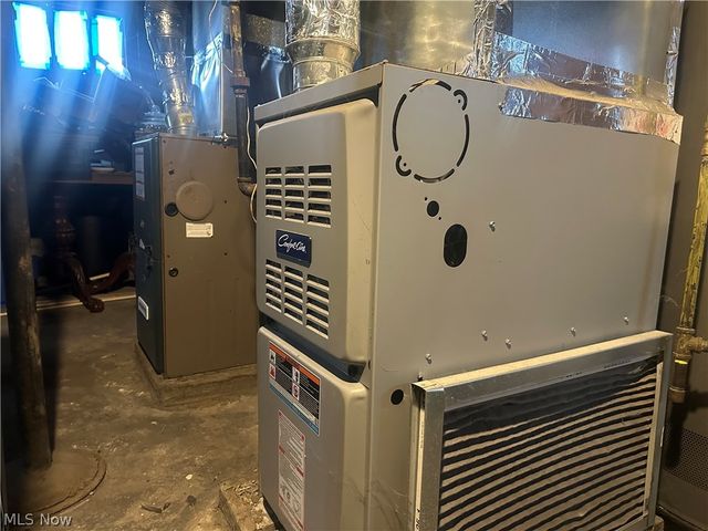 457 E 147th Street, Cleveland, OH 44110