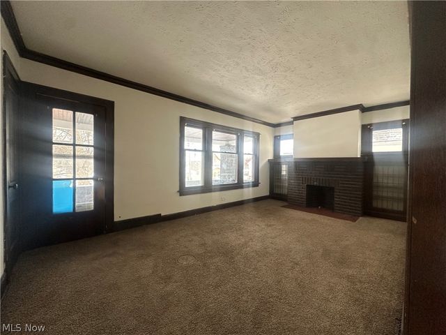 457 E 147th Street, Cleveland, OH 44110