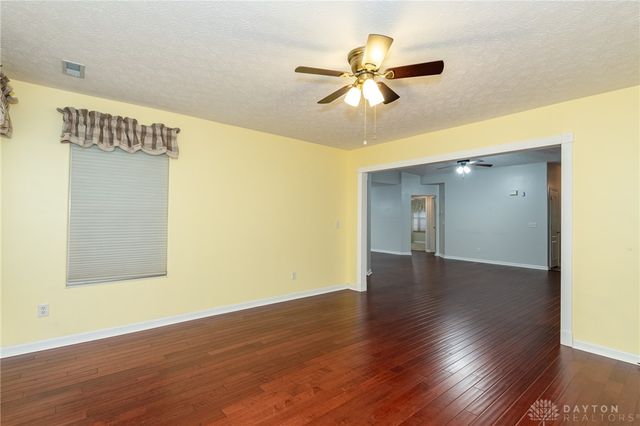 1295 Candlelite Lane, Fairborn, OH 45324