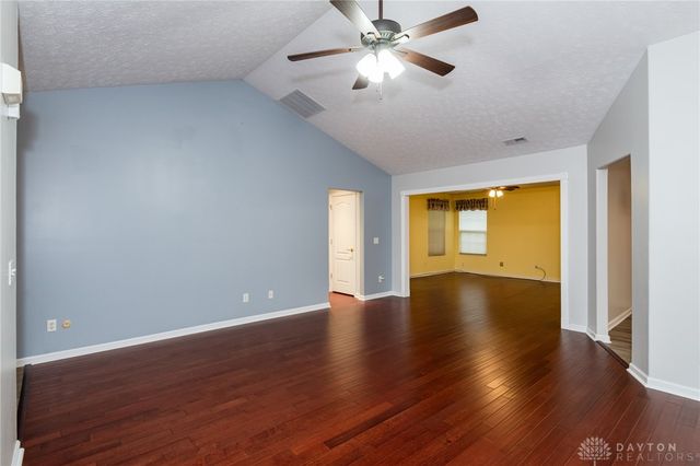1295 Candlelite Lane, Fairborn, OH 45324