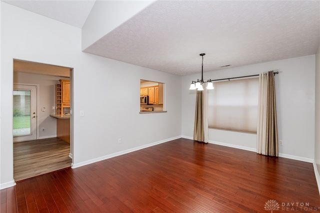 1295 Candlelite Lane, Fairborn, OH 45324
