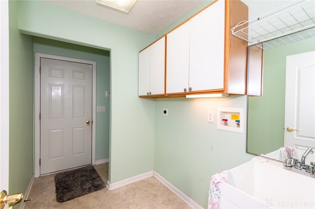 1295 Candlelite Lane, Fairborn, OH 45324