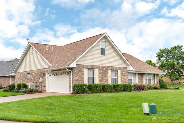 1295 Candlelite Lane, Fairborn, OH 45324