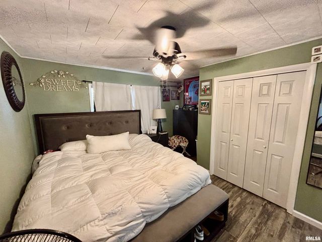 1012 W 4TH Street, Centralia, IL 62801