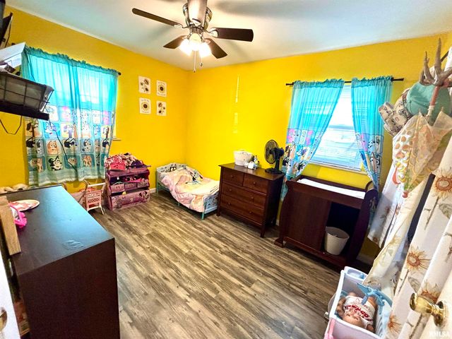 1012 W 4TH Street, Centralia, IL 62801