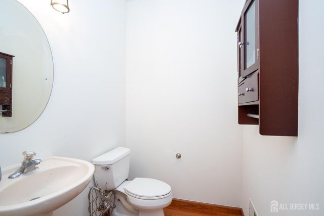 903 Swallow Court, North Brunswick, NJ 08902