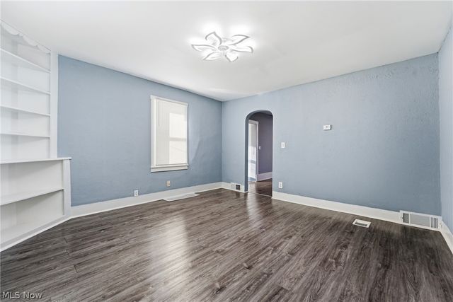 912 Essig Court NW, Canton, OH 44703