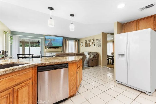 39885 Wild Canary Ln, Murrieta, CA 92562