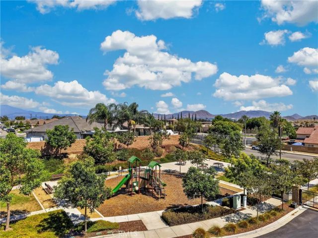 860 S Sumac, Rialto, CA 92376