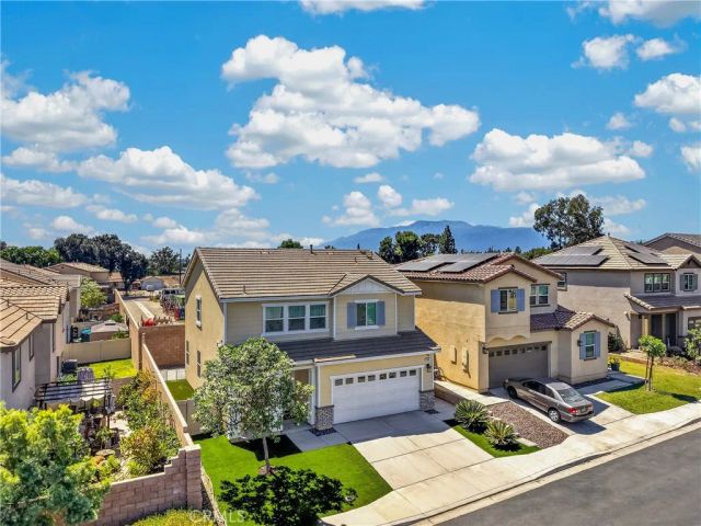 860 S Sumac, Rialto, CA 92376