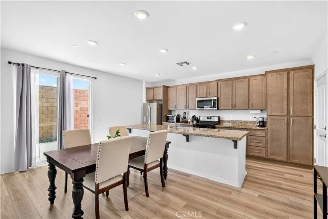 860 S Sumac, Rialto, CA 92376