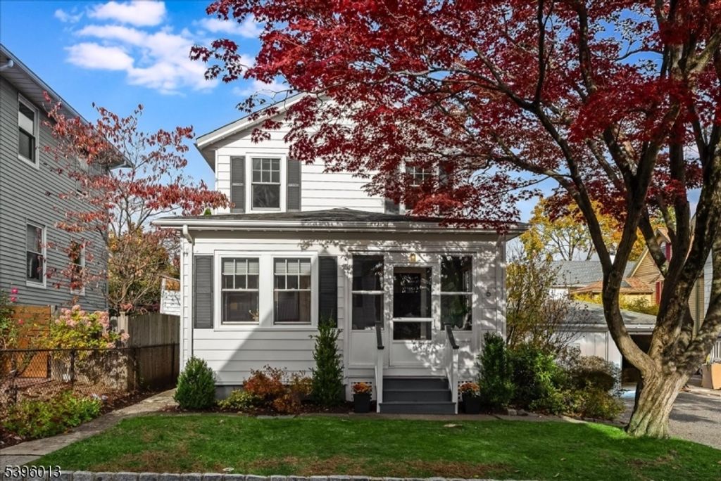 6 Fernwood Pl, Montclair Twp., NJ 07043