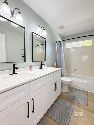 9658 Poets Corner, Daphne, AL 36526