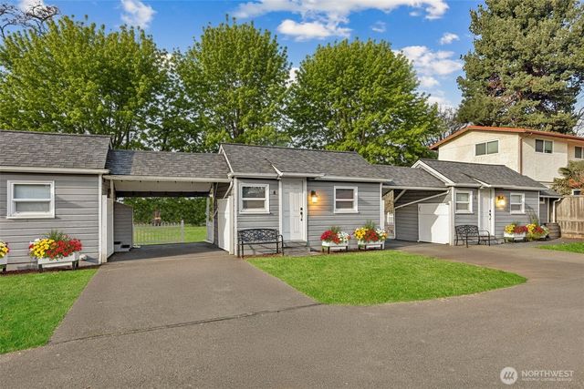 13301 56th Avenue S, Tukwila, WA 98178