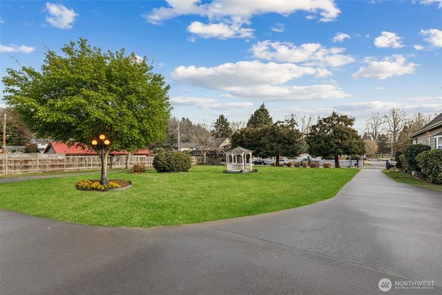 13301 56th Avenue S, Tukwila, WA 98178