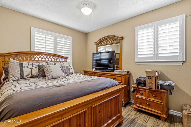 2813 Doug Ford Drive, El Paso, TX 79935