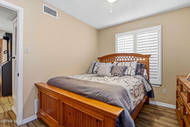 2813 Doug Ford Drive, El Paso, TX 79935
