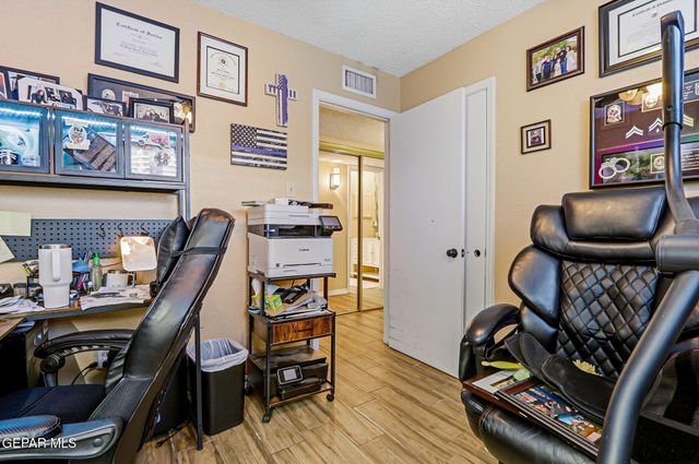 2813 Doug Ford Drive, El Paso, TX 79935