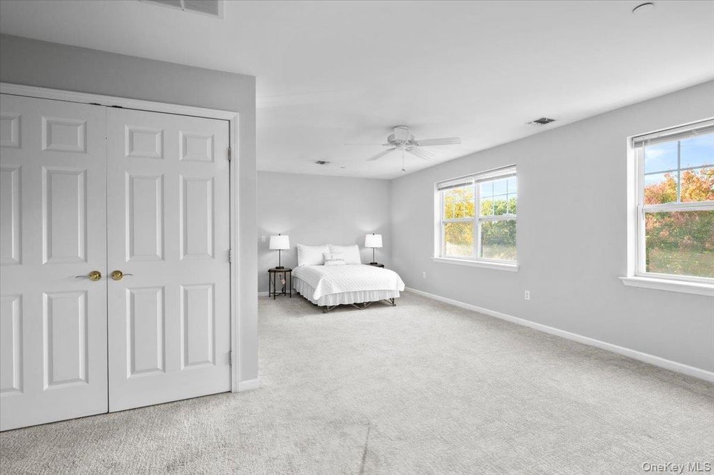 100 Woodcrest Lane 130, Mount Kisco, NY 10549 — photo 5