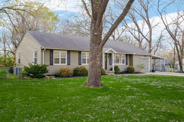 7522 HARDY Street, Overland Park, KS 66204