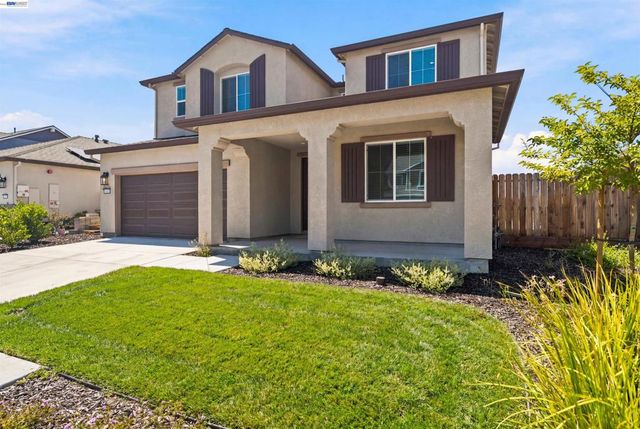 200 De Bord Dr, Tracy, CA 95376