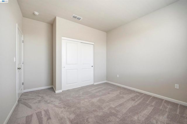 200 De Bord Dr, Tracy, CA 95376