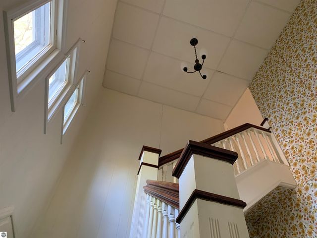 311 W 12th Street, Traverse City, MI 49684