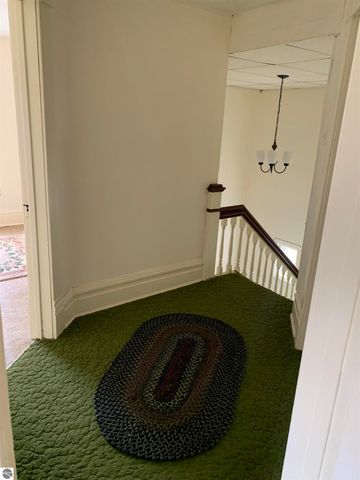 311 W 12th Street, Traverse City, MI 49684