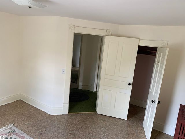 311 W 12th Street, Traverse City, MI 49684