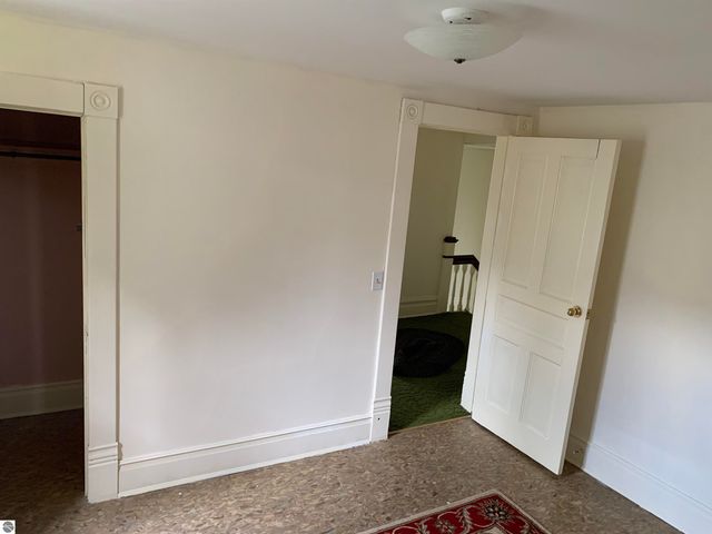 311 W 12th Street, Traverse City, MI 49684