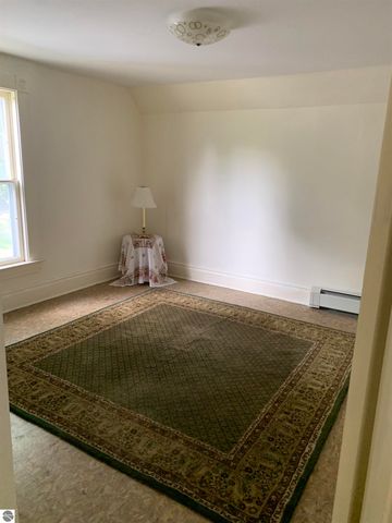 311 W 12th Street, Traverse City, MI 49684