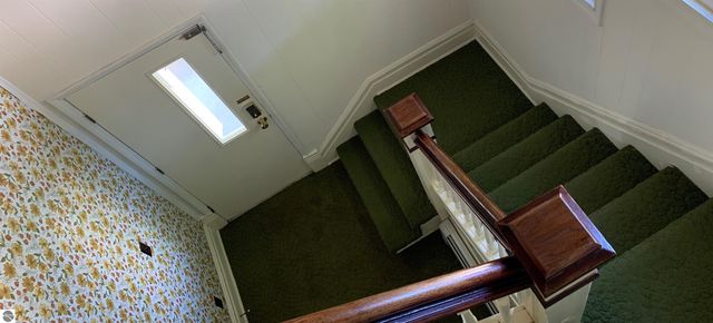 311 W 12th Street, Traverse City, MI 49684