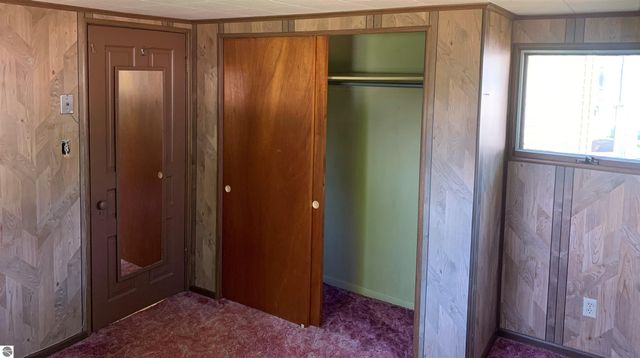 311 W 12th Street, Traverse City, MI 49684