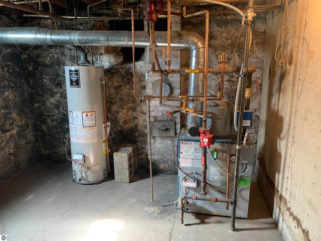 311 W 12th Street, Traverse City, MI 49684