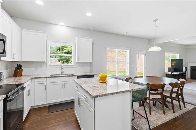 234 Stonecreek Bend, Monroe, GA 30655