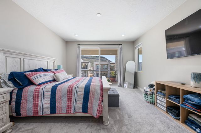 878 S WALKER WAY, St. George, UT 84770