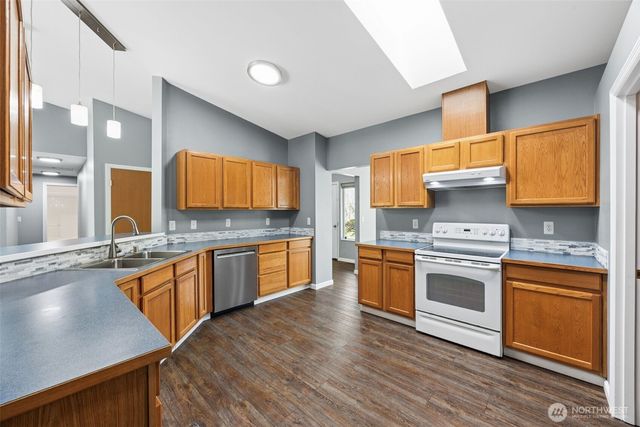 10410 357th Street E, Eatonville, WA 98328