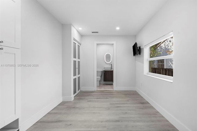 1262 SW 15th Ter, Miami, FL 33145