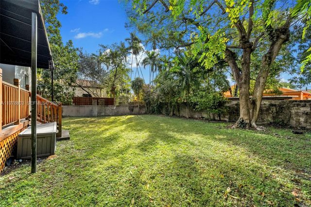 1262 SW 15th Ter, Miami, FL 33145